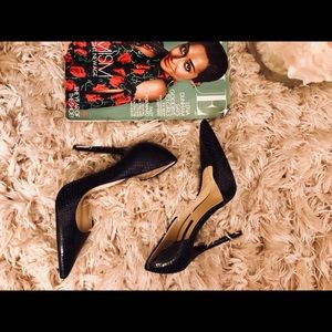 Pointed-toe faux snakeskin heels
